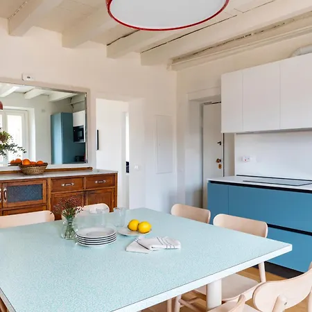 Lägenhet Large & Comfy - A Few Steps From The Duomo Milano