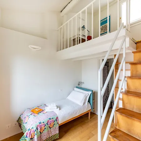 Large & Comfy - A Few Steps From The Duomo *
