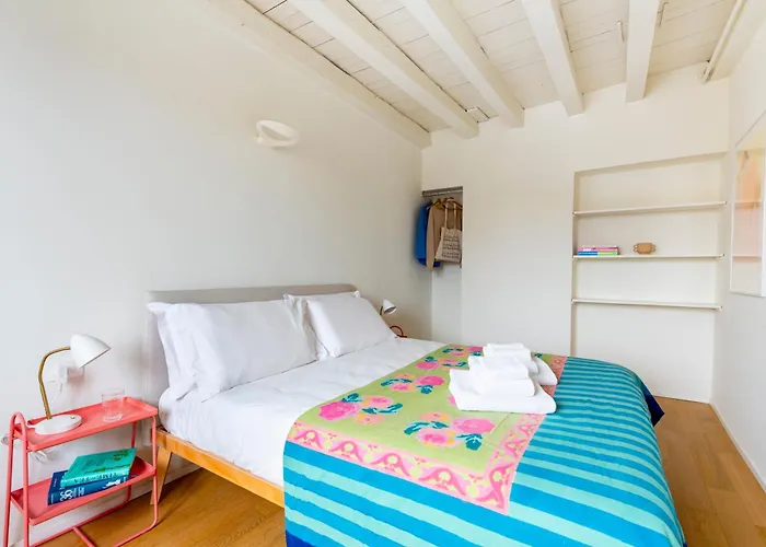 Large & Comfy - A Few Steps From The Duomo Mediolan